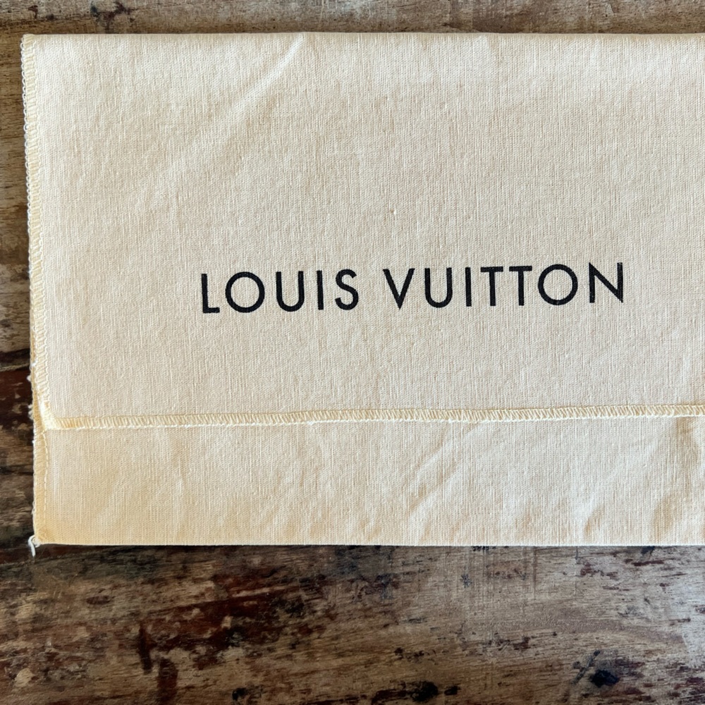 Authentic Louis Vuitton, small/medium dust bag